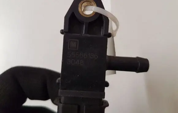 Opel Insignia A Exhaust gas pressure sensor 55566186