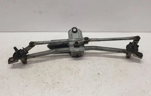 KIA Sportage Front wiper linkage and motor