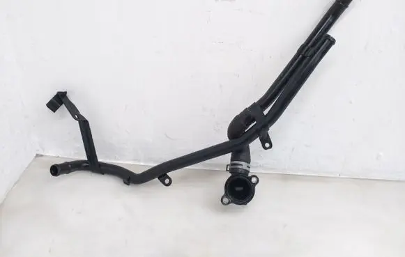 Skoda Karoq Engine coolant pipe/hose 5Q0121064AD 5Q0121070AF