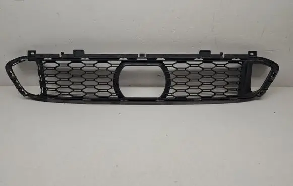 BMW 6 G32 Gran Turismo Front bumper lower grill 8069706 51118069706