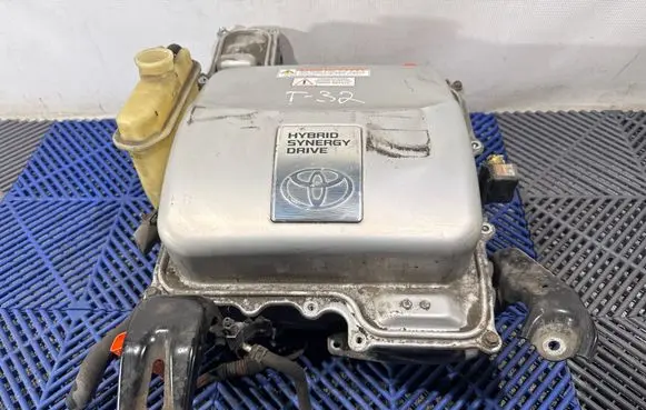 Toyota Prius (XW20) Voltage converter inverter G920047120 PF06WB152