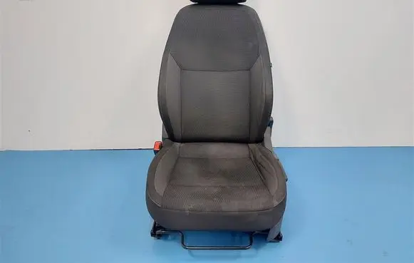 Skoda Rapid (NH) Front driver seat 6RA881105D