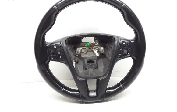 Volvo V40 Steering wheel P31250592