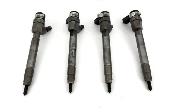 Mercedes-Benz Vito Viano W639 Fuel injectors set 6460700287 A6460700287