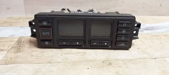 Audi A3 S3 8L Climate control unit 5HB00760810 D770003 8L0820043M
