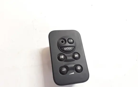 Land Rover Discovery 3 - LR3 Sound control switch XQF500040PVJ 060109