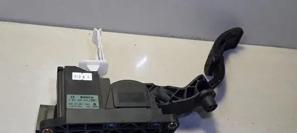 Skoda Octavia Mk1 (1U) Accelerator throttle pedal 1J2721503DS 0281002346 966271291YB3