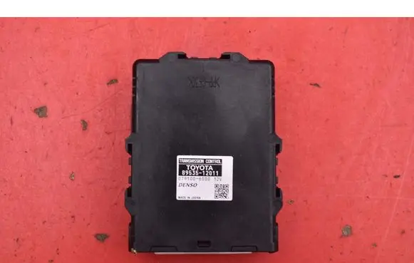Toyota Auris E180 Gearbox control unit/module 8953512011