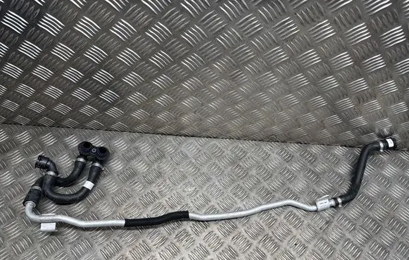 BMW X5 G05 Engine coolant pipe/hose 8598362