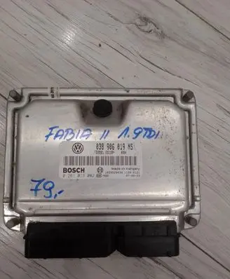 Skoda Fabia Mk2 (5J) Engine control unit/module ECU 0281013082