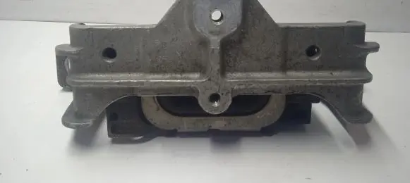 Mercedes-Benz GLA W156 Engine mount bracket A2462402517