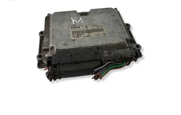 Alfa Romeo 147 Engine control unit/module 55185365 0281010332 93741AAA