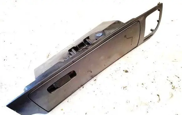 Hyundai Trajet Glove box 848133a000 84813-3a000