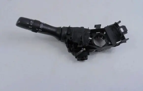 Lexus IS 220D-250-350 Wiper turn signal indicator stalk/switch 4211017F219