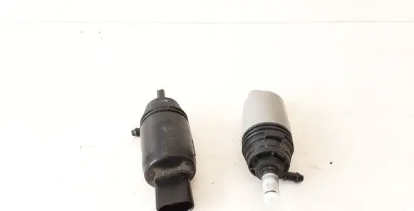 BMW 3 E90 E91 Headlight washer pump 6934159 7199567