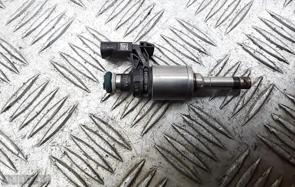 Skoda Fabia Mk3 (NJ) Fuel injector 0261500477 04E906036F