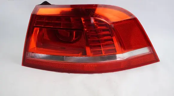 Volkswagen PASSAT B7 Rear/tail lights 3AF945310