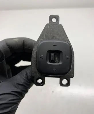 Mazda 3 I Mirror heating switch BJOE66600 03200320