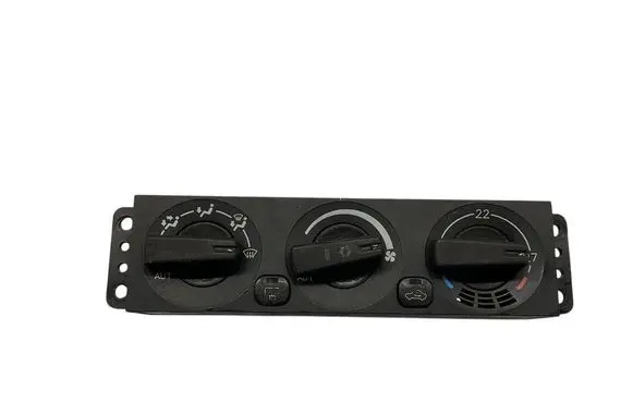 Mitsubishi Carisma Climate control unit MR360474 CAB502A011