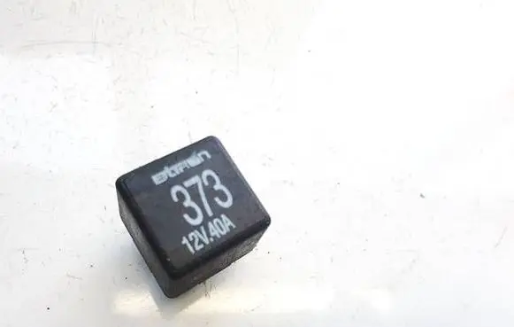 Volkswagen PASSAT B5.5 Other relay 8D0951253A 373