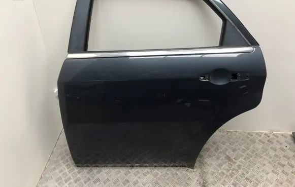 Chrysler 300 - 300C Rear door