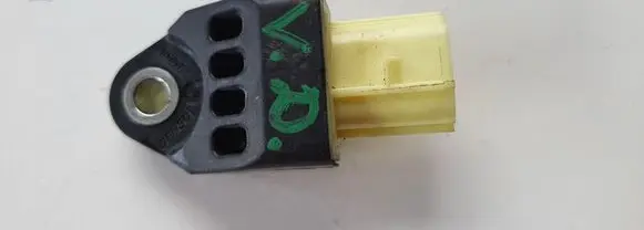 Toyota Prius+ (ZVW40) Airbag deployment crash/impact sensor 8983175010
