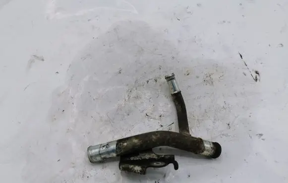 Nissan X-Trail T31 Engine coolant pipe/hose NOCODE
