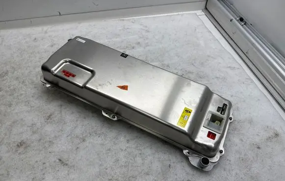 Tesla Model Y Voltage converter inverter 113555805A 151892000A