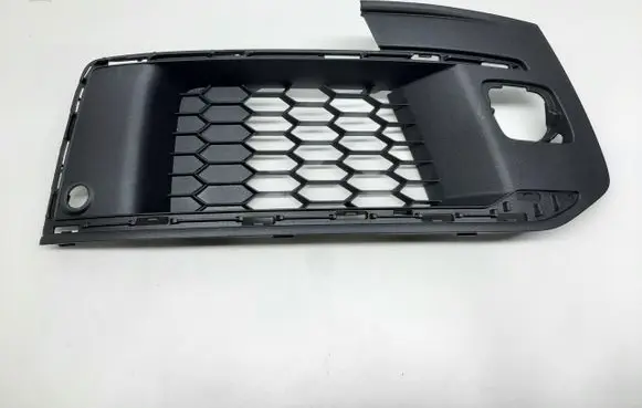 Audi Q7 4M Front bumper lower grill 4M0807682AC