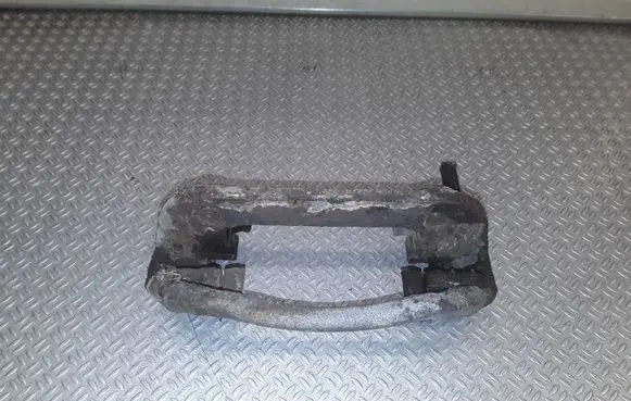 Hyundai i10 Front Brake Caliper Pad/Carrier 