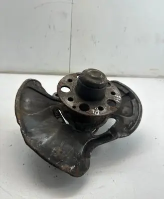 Mercedes-Benz CLK A209 C209 Front wheel hub