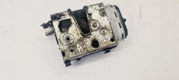 Audi A4 S4 B5 8D Front door lock 4A0839016G