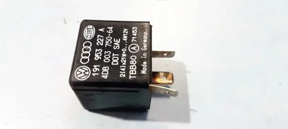 Volkswagen PASSAT B4 Other relay 191953227A