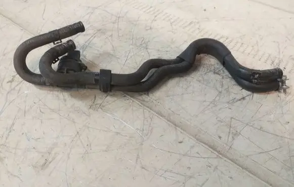 Audi A4 S4 B7 8E 8H Fuel line/pipe/hose 038906081B