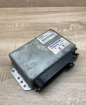 Opel Vectra A Engine control unit/module ECU 90287456 0285007016