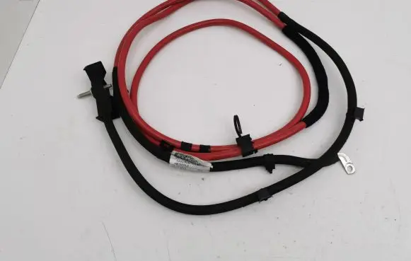 Maserati Ghibli Positive cable (battery) 06700065530