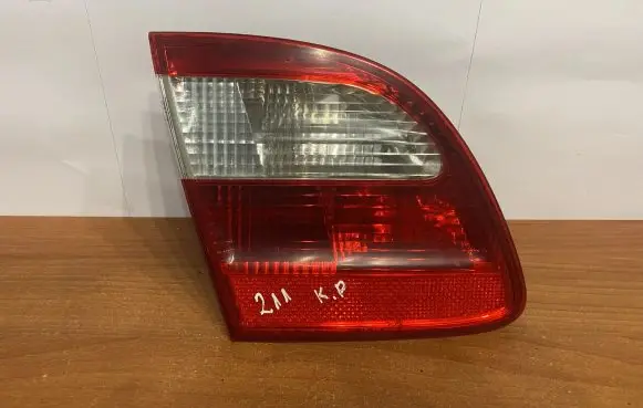 Mercedes-Benz E W211 Tailgate rear/tail lights B454 A2118201364