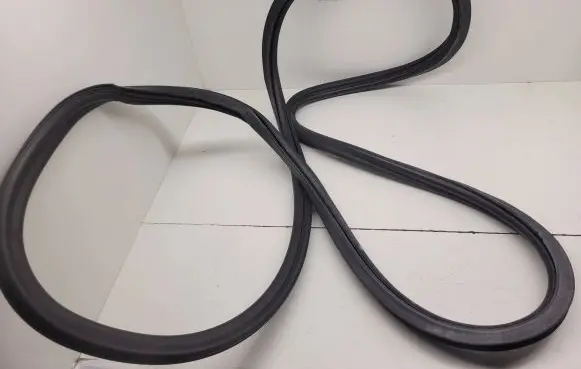 Audi A4 S4 B8 8K Front door rubber seal 8K0831721E