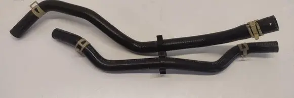 Engine coolant pipe/hose