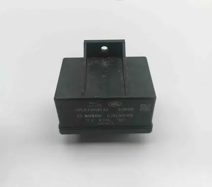 Land Rover Discovery 5 Glow plug pre-heat relay HPLA12B533AA