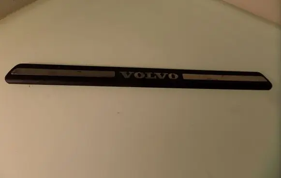 Volvo S80 Side skirt front trim 8659960