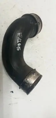 Mercedes-Benz C W203 Intercooler hose/pipe A2035280482
