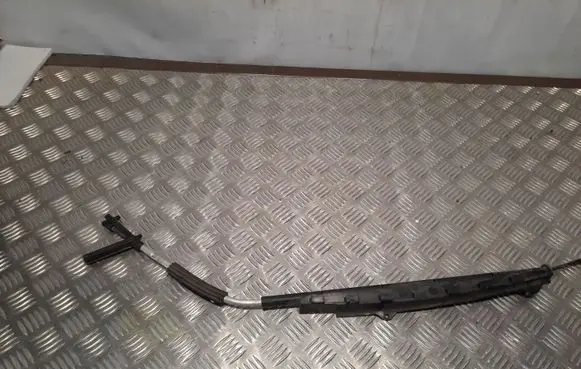 Audi Q7 4L Engine bonnet/hood lock release cable 4L1823535