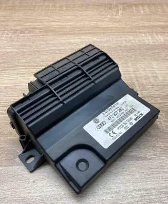 Audi A6 S6 C6 4F Power management control unit 4F0907280 4F0910280