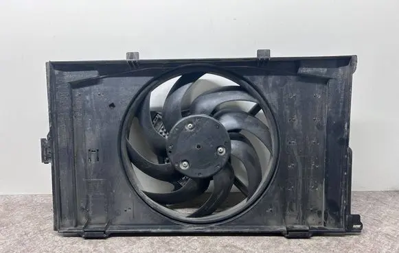 BMW i3 Air conditioning (A/C) fan (condenser) 8641948