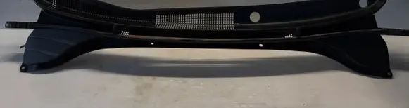 Hyundai Ioniq Wiper trim 