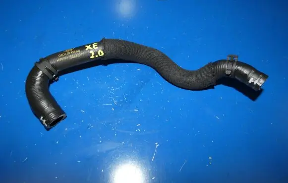 Jaguar XE Engine coolant pipe/hose G4D39Y438AB