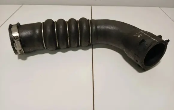 Audi A6 S6 C6 4F Intercooler hose/pipe 4F0145738F