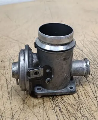 BMW X5 E53 EGR valve 72826402 728264