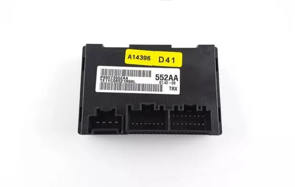 Dodge RAM Transfer box differential control unit 68573552AA P68573552AA TE1YC06521R68L